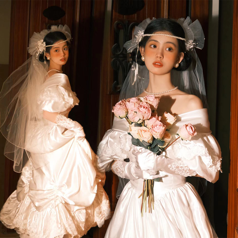Vintage Hong Kong Style Weddin - Women Formal Wear Ethnic recension och pris